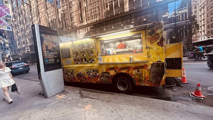 WHITE & HOT Halal Food Truck Picture 1