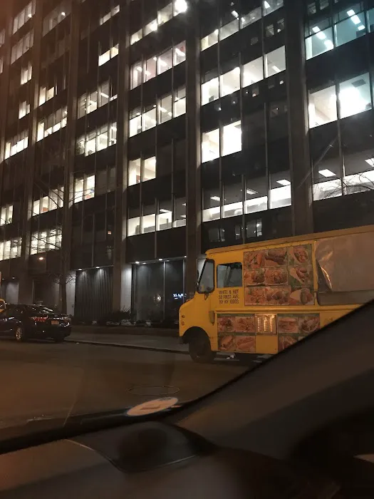 WHITE & HOT Halal Food Truck Picture 8