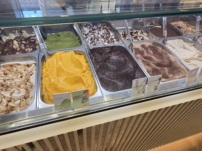 Venchi Chocolate and Gelato NOMAD Picture 1