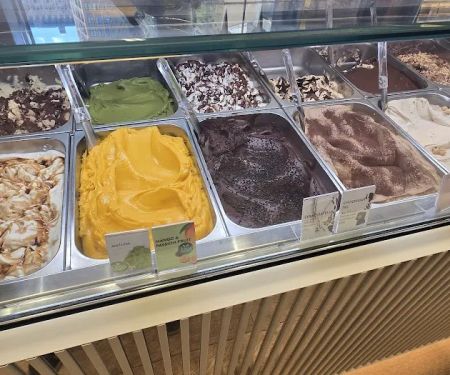 Venchi Chocolate and Gelato NOMAD