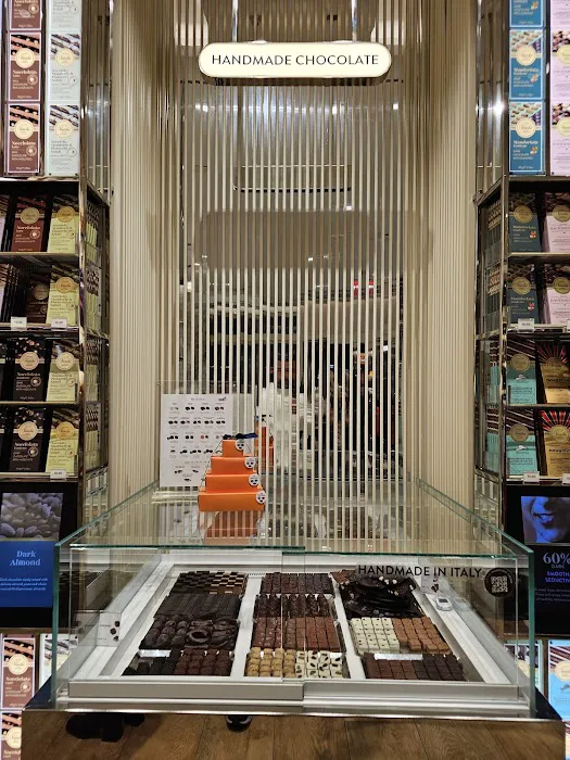 Venchi Chocolate and Gelato NOMAD Picture 6