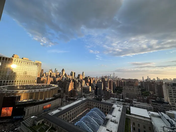 Skyline Rooftop Bar & Lounge Picture 6