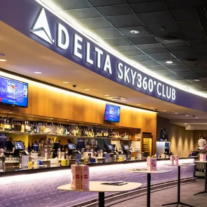Delta 360 Sky Club Picture 9