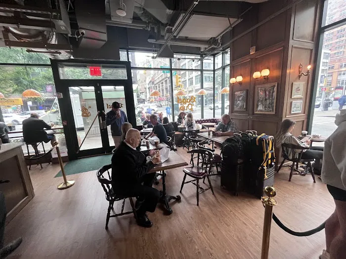 Bagel Pub Picture 4