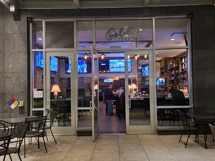 Goldie’s Tavern Picture 2