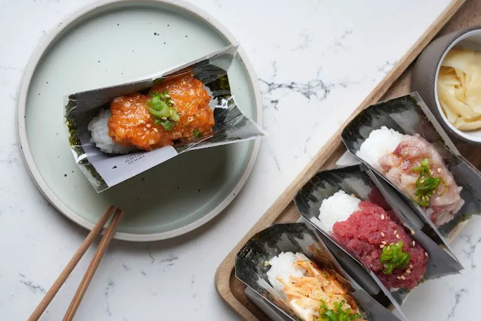 Handroll Bar Rolling Picture 4