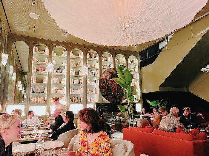 Lobby Bar at Ritz Carlton Picture 1