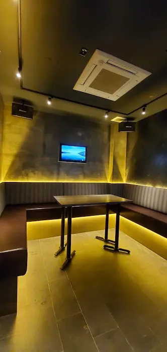 MS. KIM'S Lounge & Private Karaoke Picture 8