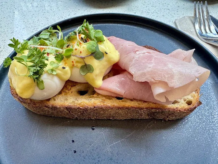 In Common NYC - A Breakfast & Brunch Restaurant Picture 5