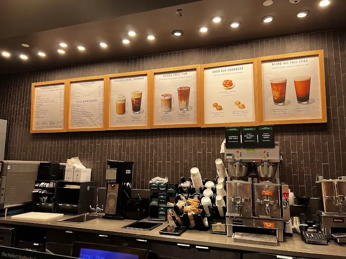 Starbucks Picture 10