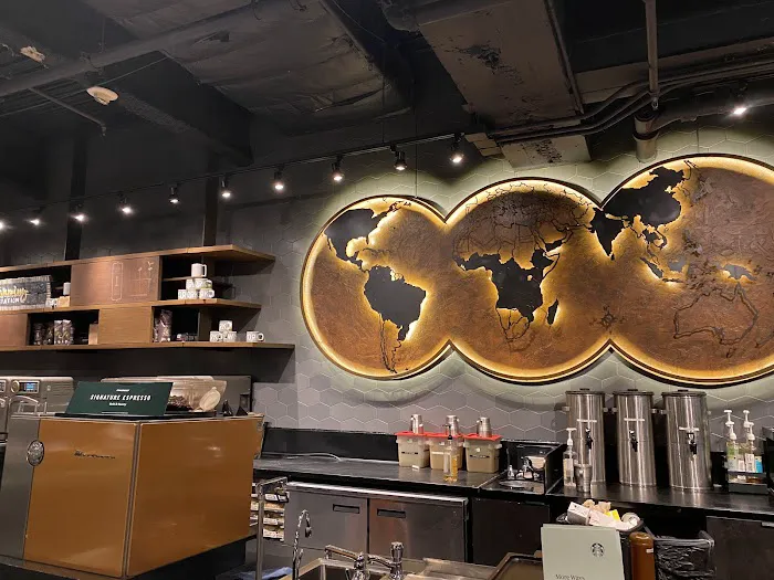 Starbucks Picture 10