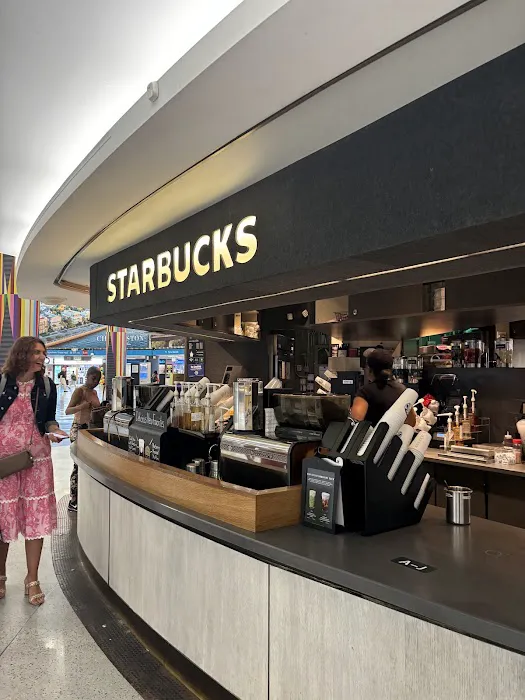 Starbucks Picture 4