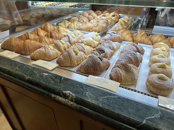 Realmuto: Italian Pastry & Gelato Picture 4