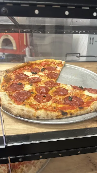 R Slice Pizza Picture 2