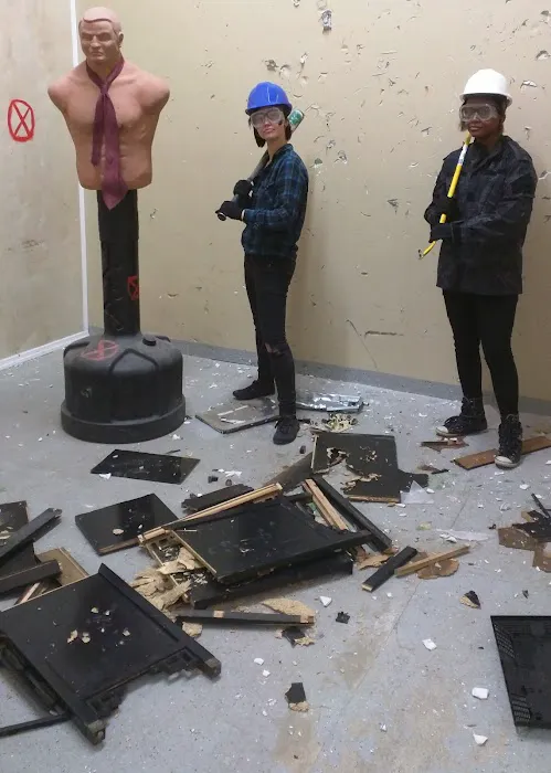 The Wrecking Club Picture 5