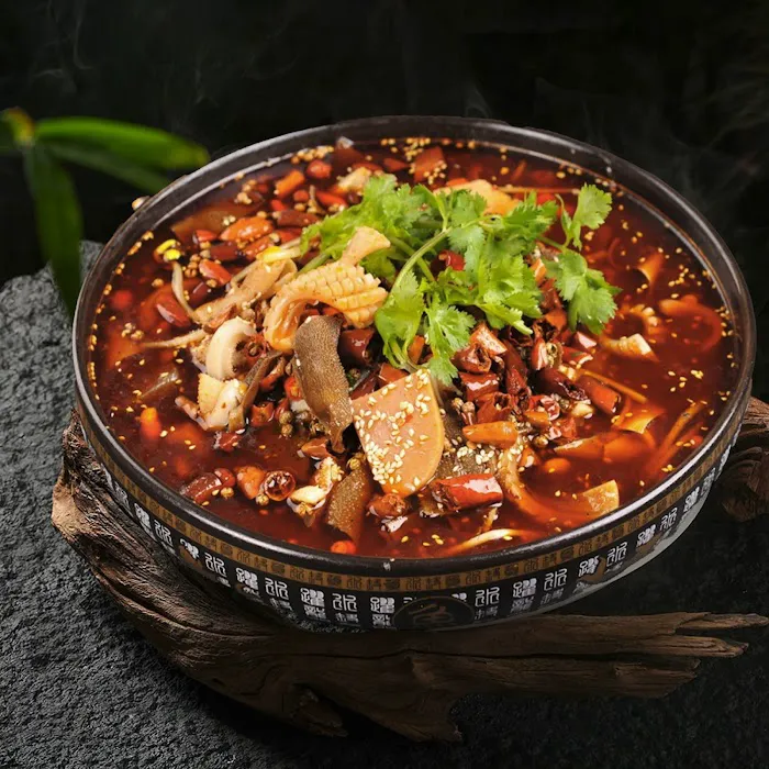 DONGBEI Restaurant & Bar东北餐厅&酒吧 Picture 3