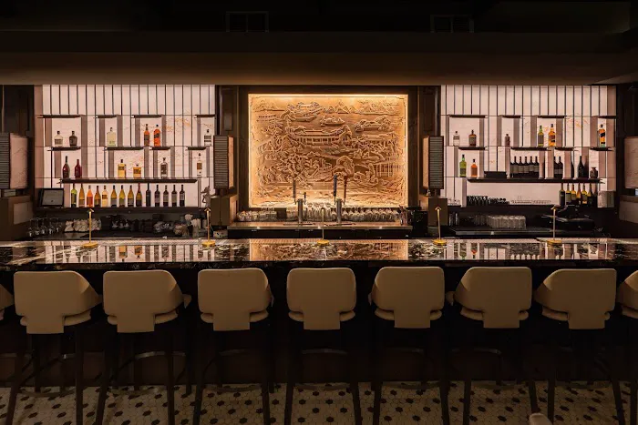 Chi Restaurant & Bar Picture 4