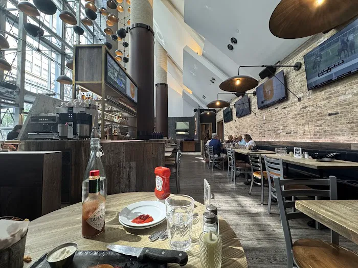 Burgerology Midtown Picture 4