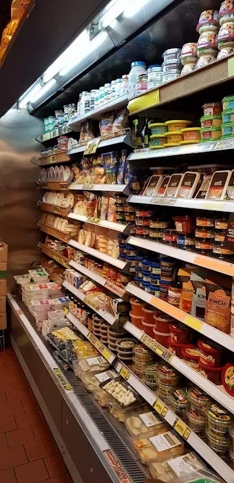 AM-PM Deli Grocery Picture 6
