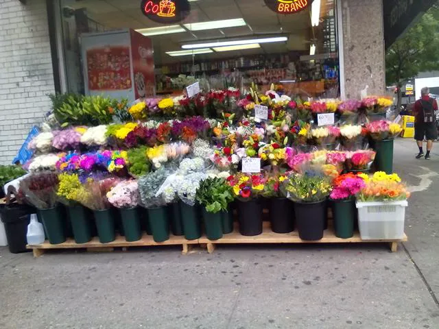 AM-PM Deli Grocery Picture 3