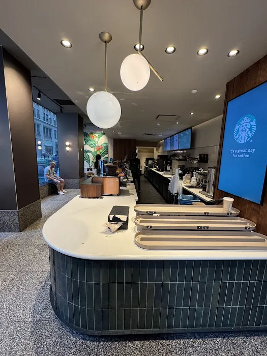 Starbucks Picture 7