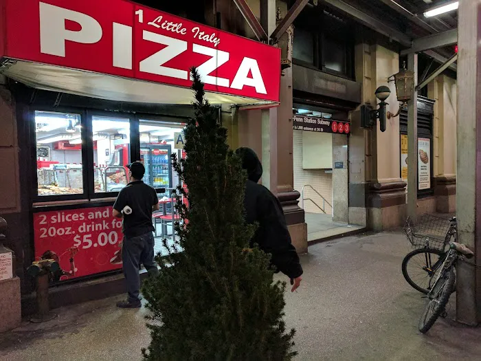 Little Italy Pizza Picture 5