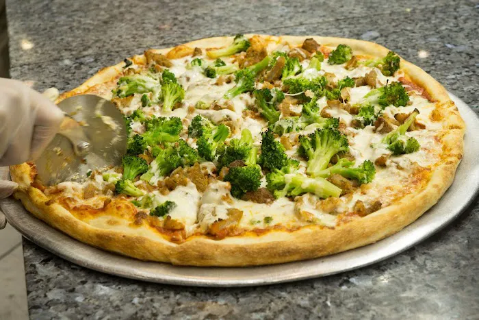 Rose's Pizza Picture 3