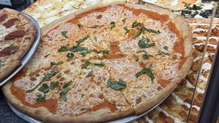 Rose's Pizza Picture 2