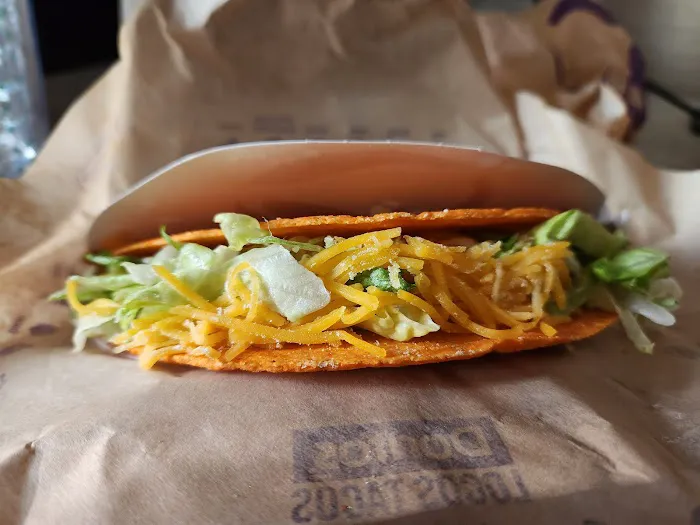 Taco Bell Cantina Picture 2