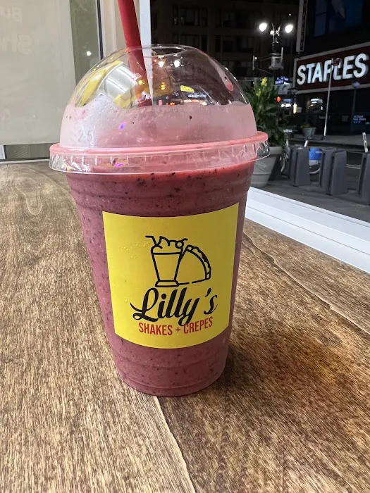 Lilly’s Shakes & Crepes Picture 8
