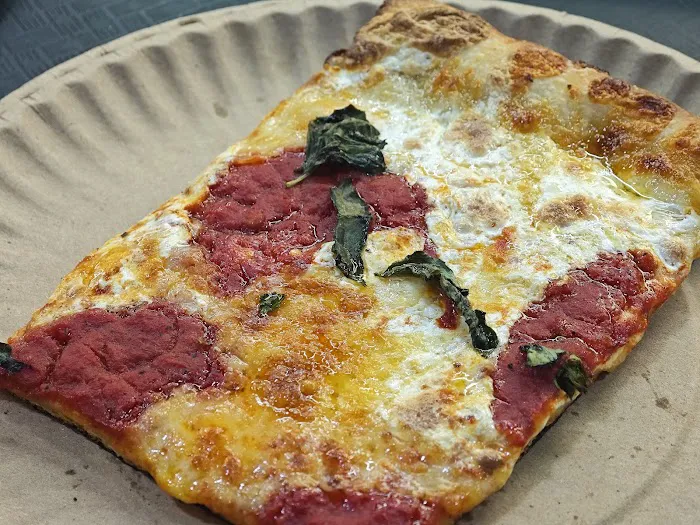 Quality Pizza Co. Midtown Picture 5