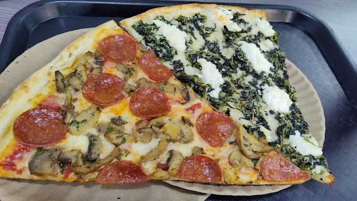 Quality Pizza Co. Midtown Picture 7