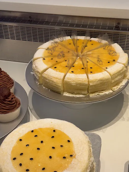Lady M Cake Boutique - NYC Picture 6