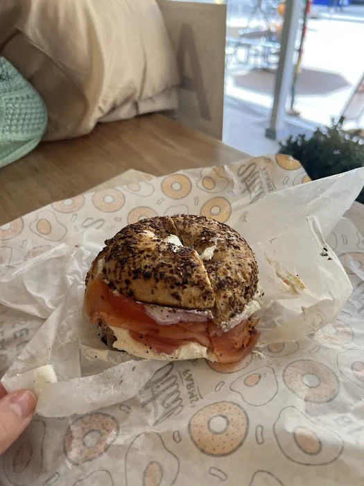 Black Seed Bagels Picture 4