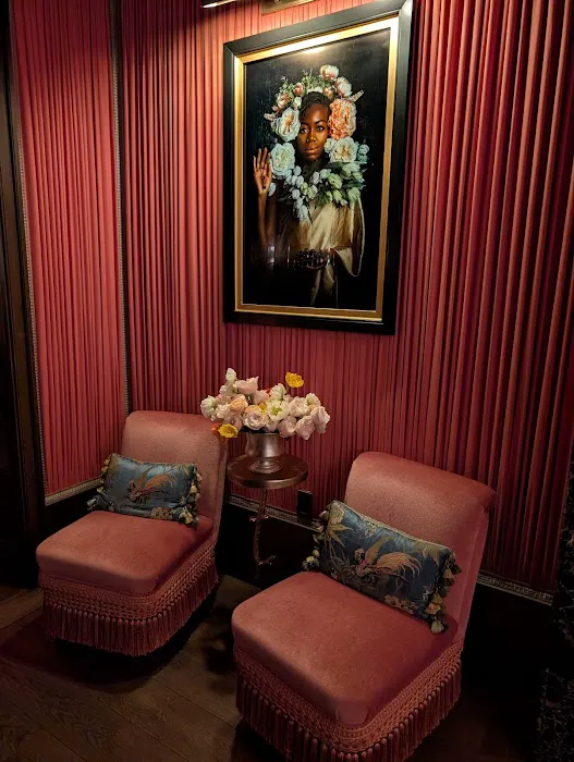 The Portrait Bar Picture 1