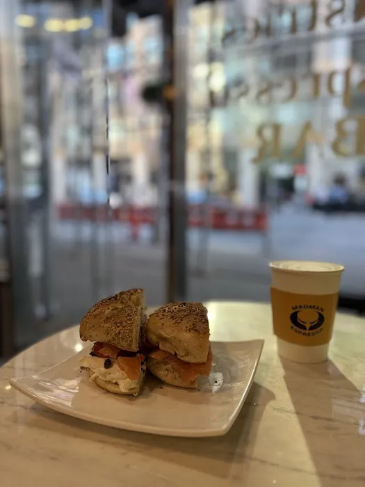 Madman Espresso & bagels Picture 7