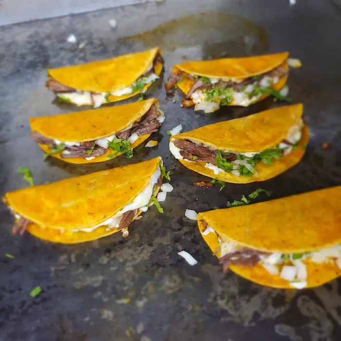 Tacos Los 2 Carnales Picture 9