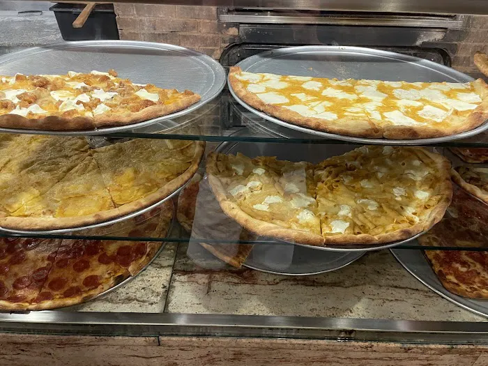 Rocky's Pizzeria Picture 3