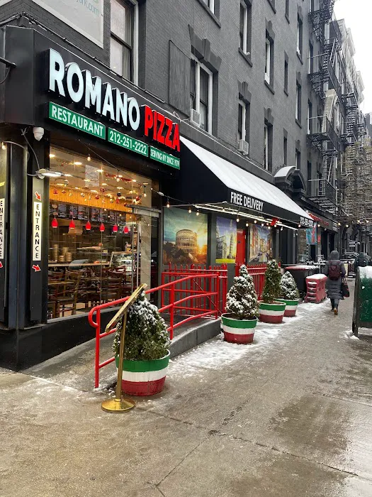 Romano Pizza Restaurant Picture 4