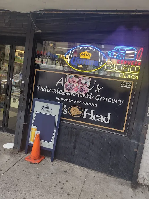 Anitas Deli & Grocery Picture 5