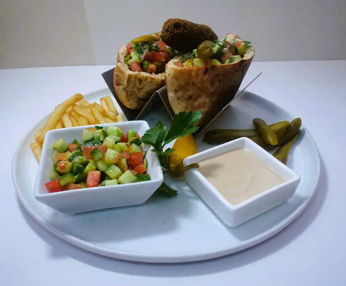 Hummus Kitchen Picture 4