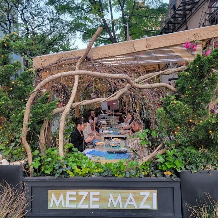 Meze Mazi Picture 2