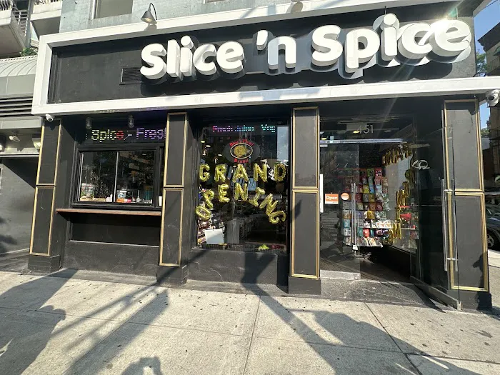 SLICE ‘N SPICE DELI & GRILL Picture 4