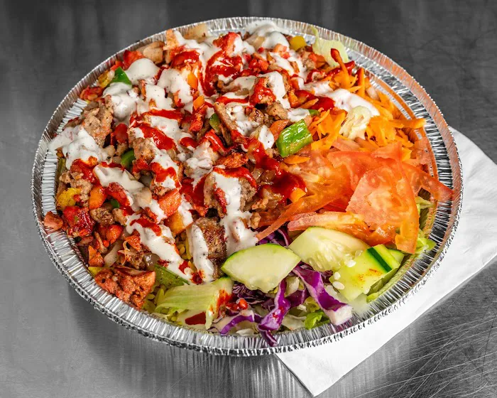 SLICE ‘N SPICE DELI & GRILL Picture 6