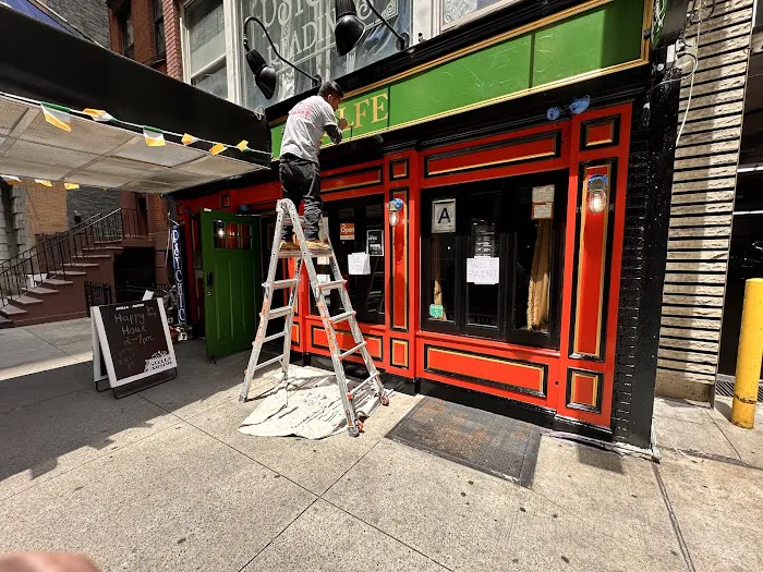 Wolfe Tone's Pub & Kitchen Picture 5