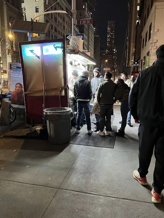 5&29 Halal Gyro Cart Picture 1