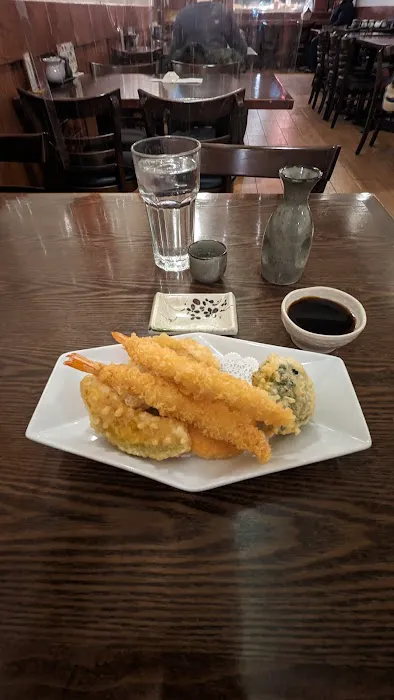 Akura Sushi Picture 9
