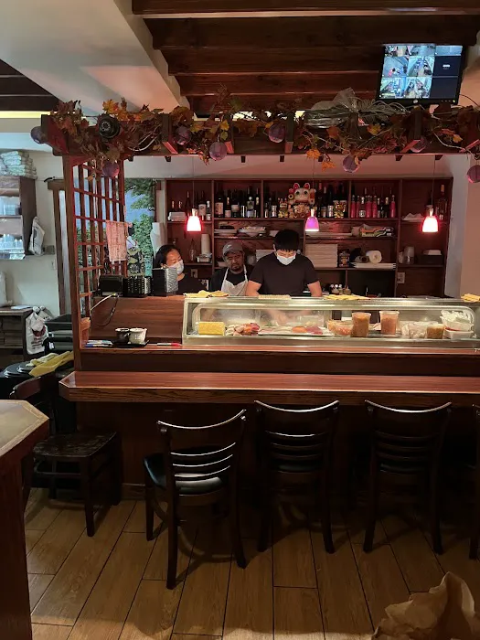 Akura Sushi Picture 2