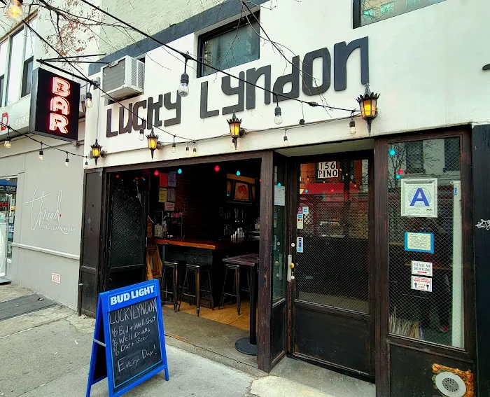 Lyndon Bar Picture 4