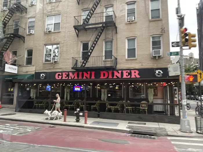 Gemini Diner Picture 2